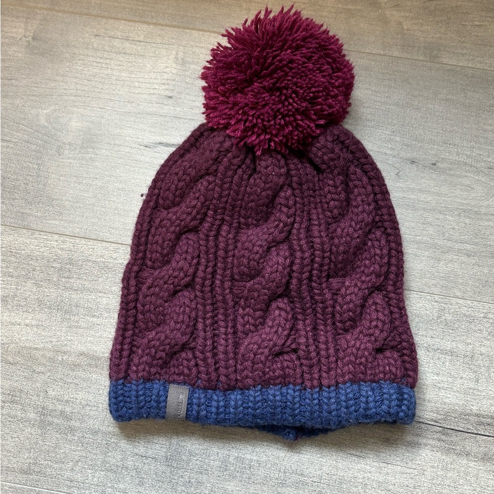 Arc’teryx Cable-Knit Pom-Pom Beanie
